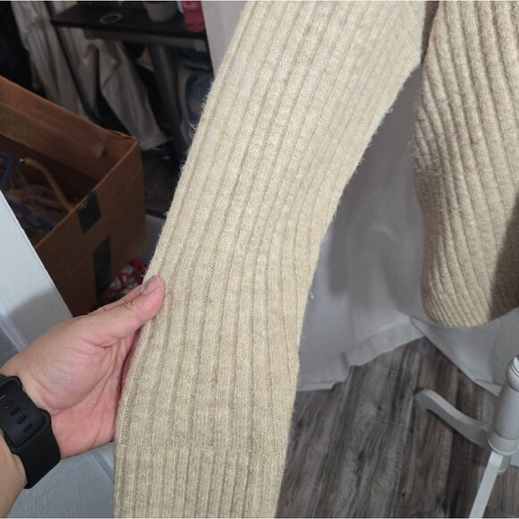 Grade & gather oversized v neck front pocket sweater sz M/L - Picture 6 of 10